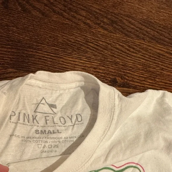 Pink Floyd White Tee with Rainbow Prism Graphic - Picture 2 of 3